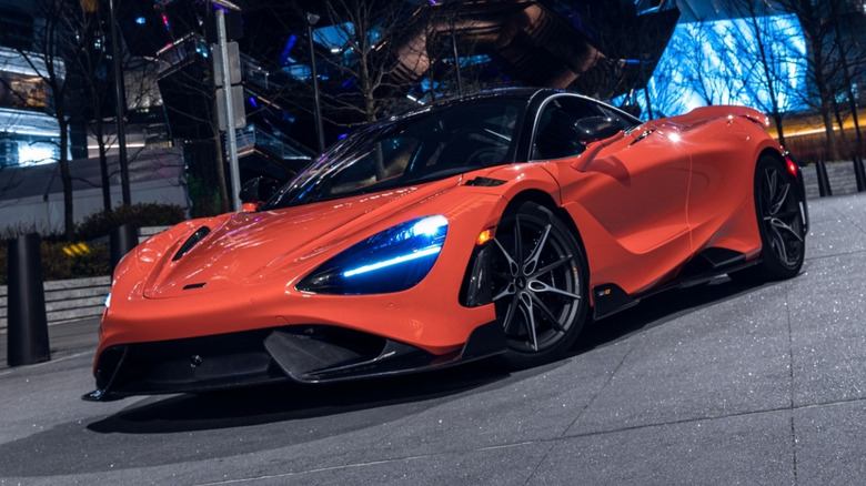 McLaren 765LT