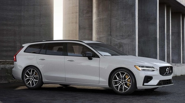 Volvo V60 T8 Polestar front 3/4