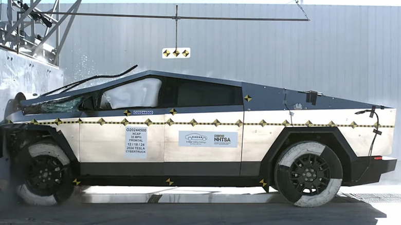 Tesla Cybertruck crash test