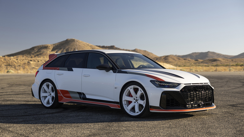 Front 3/4 view of a white Audi RS6 GT