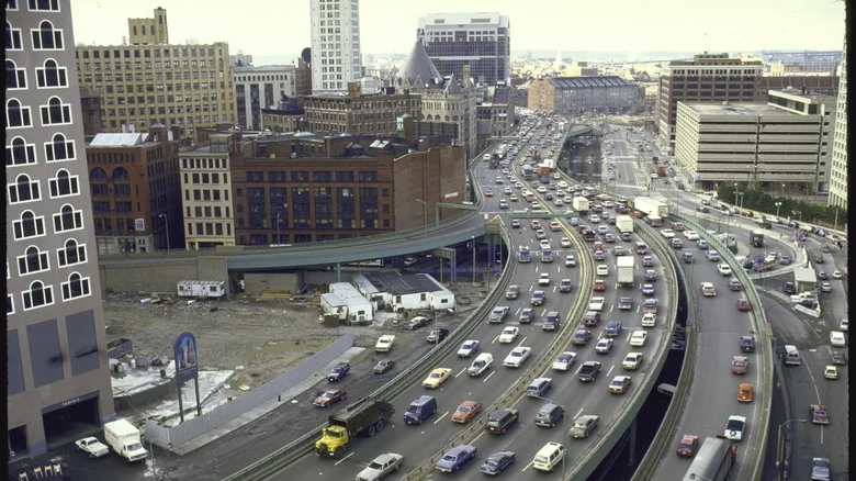 boston-ma-1762176123.webp