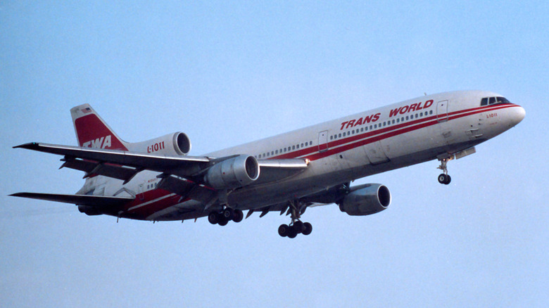 TWA Lockheed L-1011. Landing at LAX in October, 1991.
