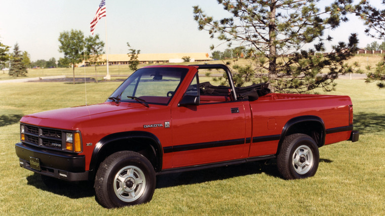 Dodge Dakota Convertible front 3/4