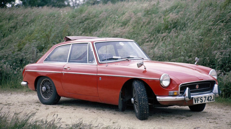 1971 MGB GT.