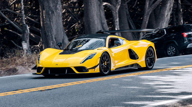 Yellow Henessey Venom F5