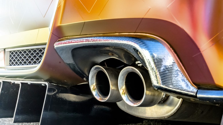 Custom dual exhaust muffler modification