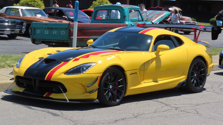 2016 Dodge Viper ACR with Extreme Aero package photographed at the 41st Annual Father's Day Car Show in Sharon, Pennsylvania