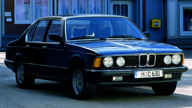The front end styling of a 1980 BMW 745i
