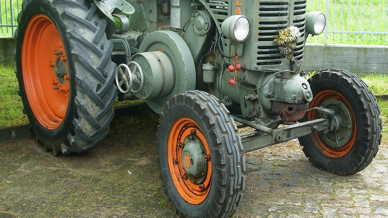 A Landini L45 Testacalda hot-bulb tractor parked at a show