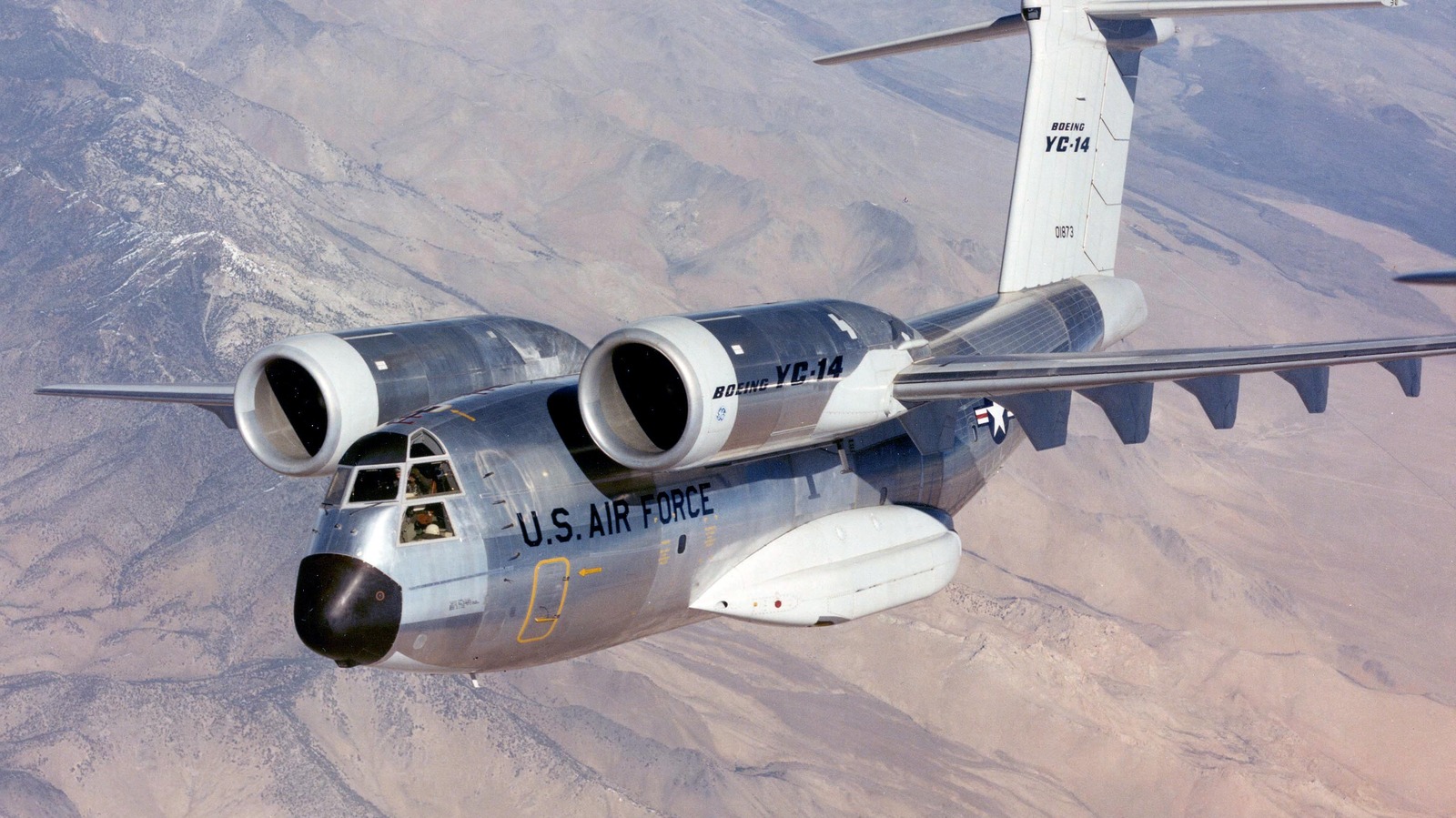 This Over-Wing Engine Setup Helped Boeing's YC-14 Master Short Runways