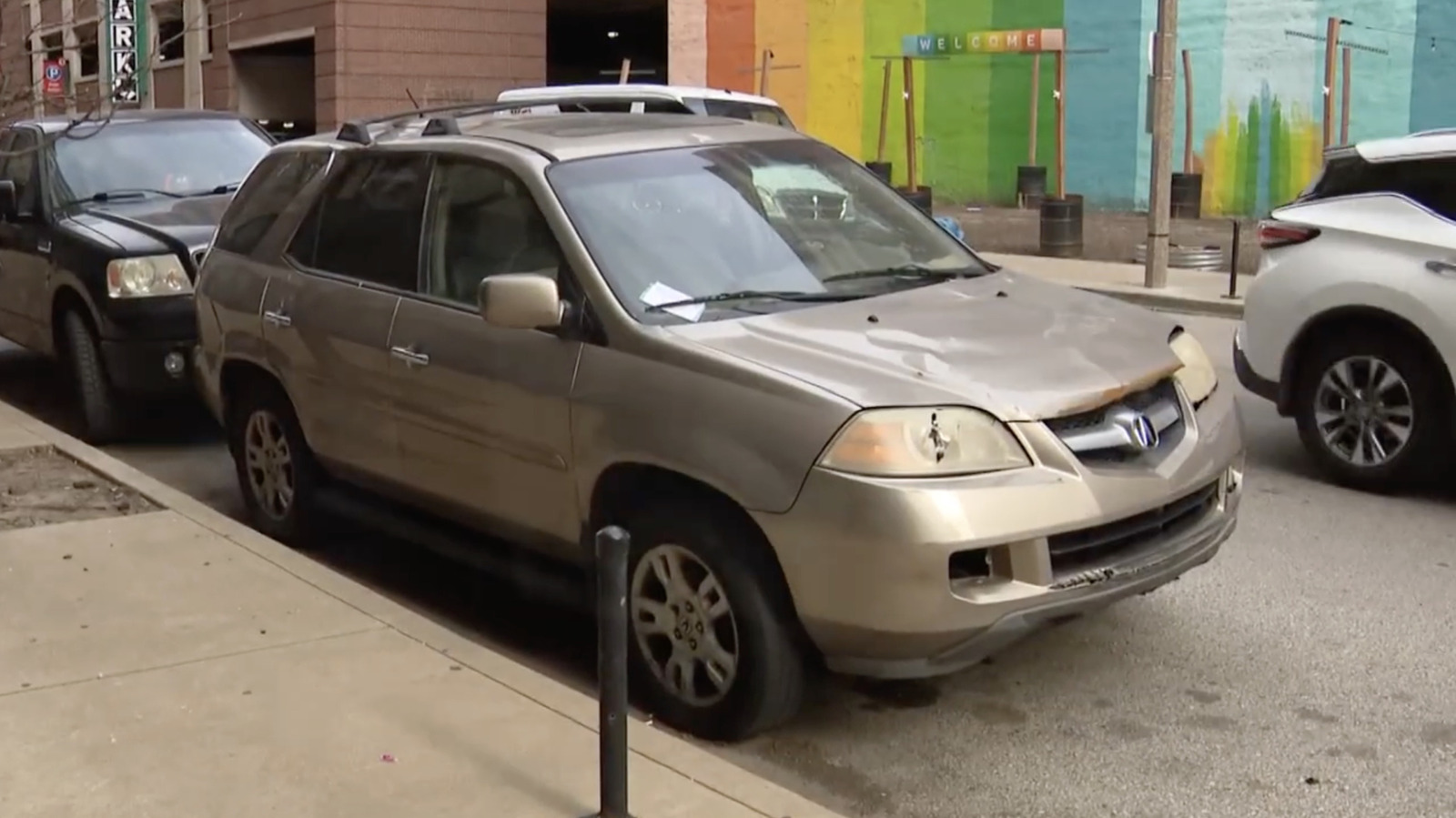 This Poor, Abandoned Acura Mdx Gathered $8,660 In Parking Tickets