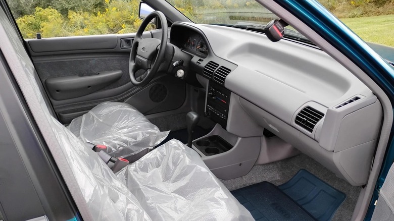 1994 Ford Escort LX interior