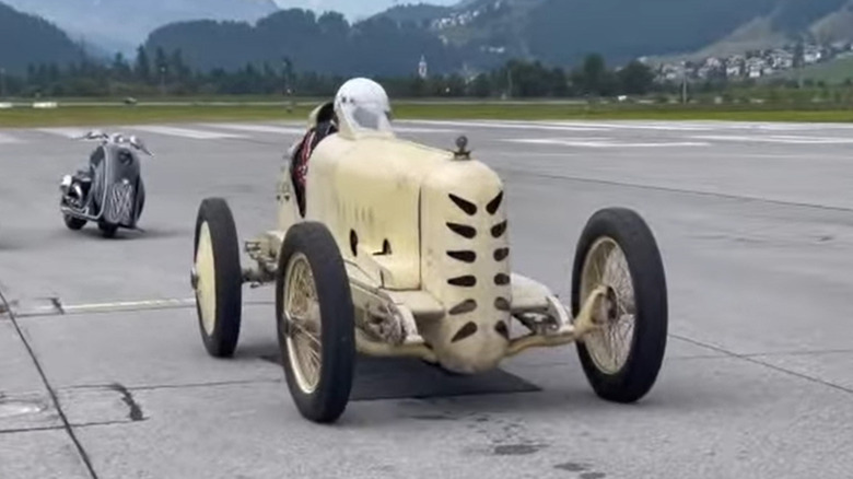 Sig Haughdahl's land speed record car with a Wisconsin engine