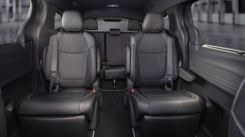 Two second-row seats of the 2023 Toyota Sienna.