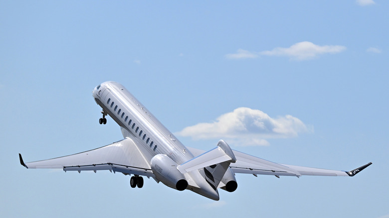 FARNBOROUGH, ENGLAND - JULY 20: The Bombardier Global 8000, the world's fastest civilian aircraft since Concorde with a top speed of Mach 0.95 performs during the Farnborough International Air Show 2026 at Farnborough International Exhibition Centre on July 20, 2026 in Farnborough, England. Farnborough International Airshow 2026 hosts leading innovators from the aerospace, aviation and defence industries. (Photo by John Keeble/Getty Images)