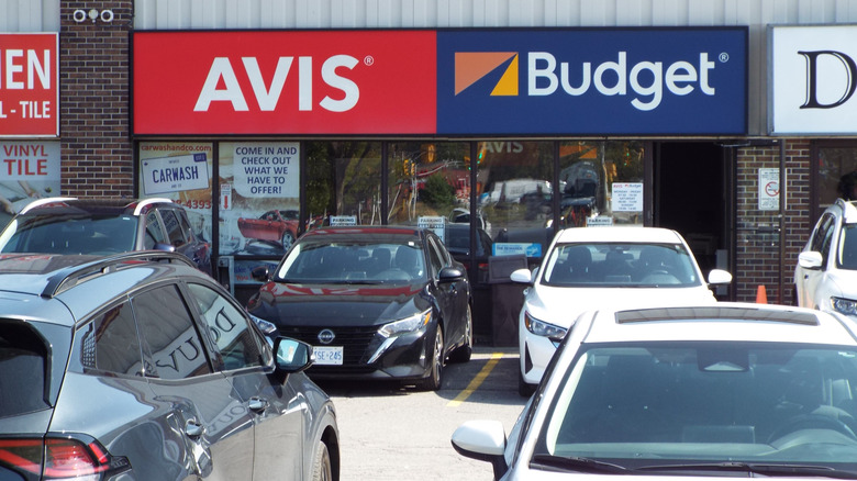 a store front for Avis/Budget rental cars