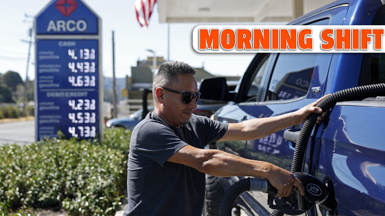 MILL VALLEY, CALIFORNIA - AUGUST 28: Victor Sanchez pumps gas into his truck at an Arco gas station on August 28, 2025 in Mill Valley, California. Labor Day gas prices are forecasted to be the lowest since 2020, with the national average price per gallon predicted to be $3.15 per gallon, 14 cents lower than in 2024.