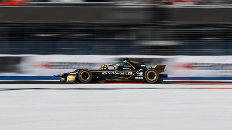 DS Penske racing in Mexico City