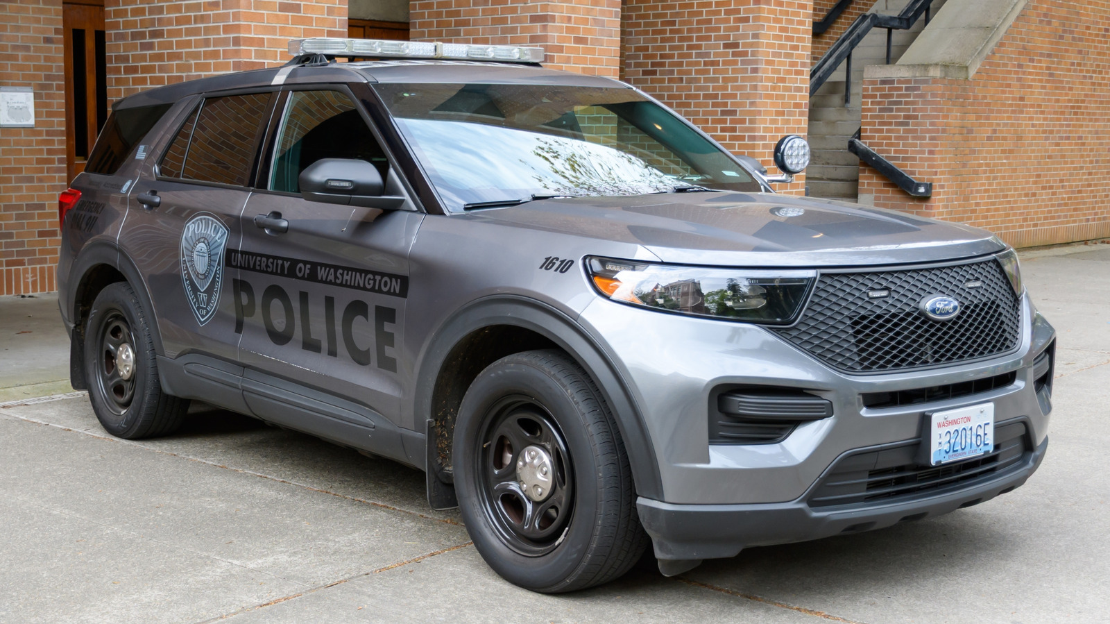 U.S. Police Car Fleets Are Mostly Fords For A Reason