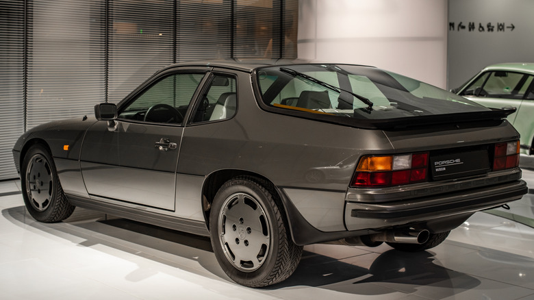 1982 Porsche 924 Turbo on display in a museum