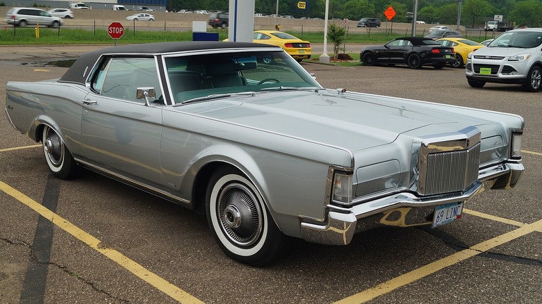 A silver 1969 Lincoln Continental Mark III