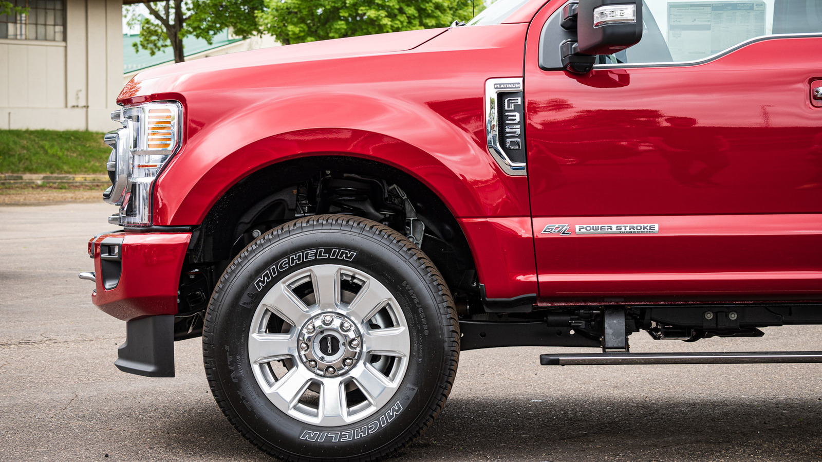 What Are The Differences Between Ford's Super Duty 7.3 Godzilla And 6.7 Power Stroke?