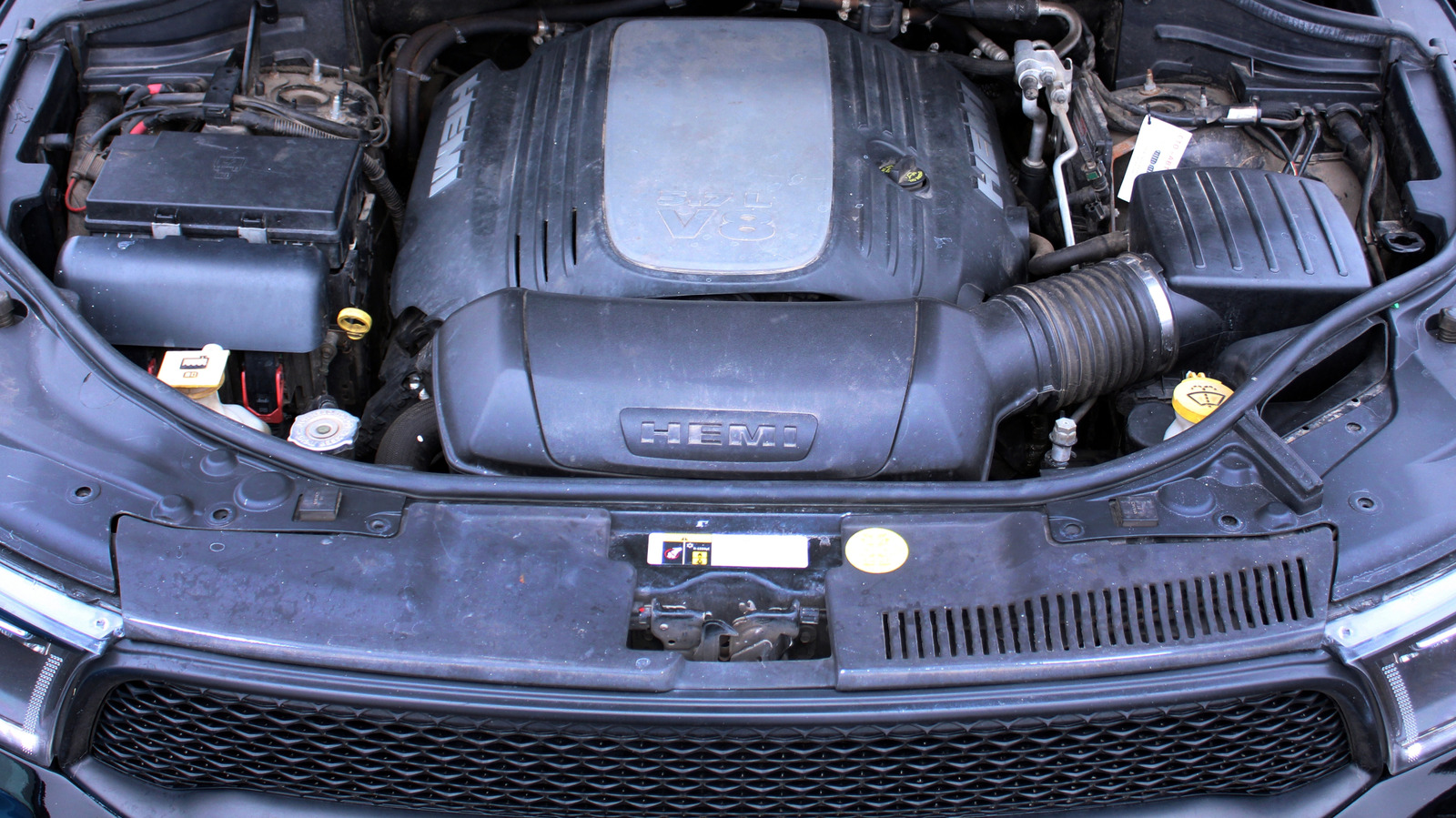 Pre-Eagle kontra Eagle Hemi: czym różnią się te silniki Dodge'a?