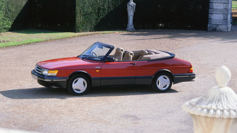 1989 Saab 900 turbo convertible. Creator: Unknown. (Photo by National Motor Museum/Heritage Images via Getty Images)