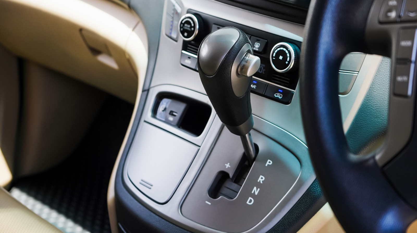 What Makes AMT Transmissions Different From Manual Transmissions?