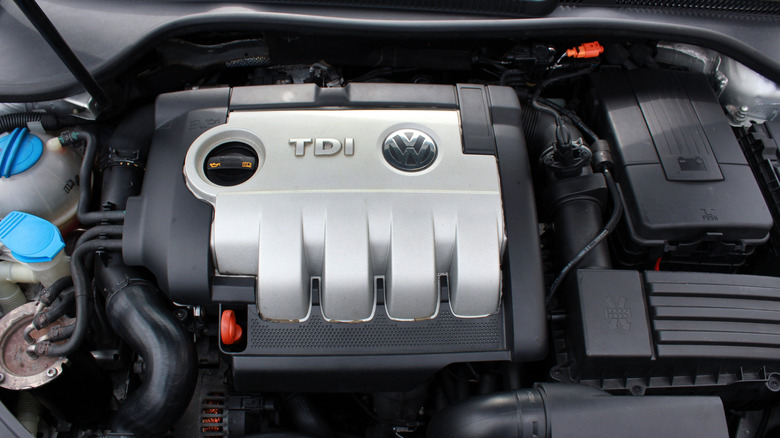 An old VW 1.9 TDI engine.