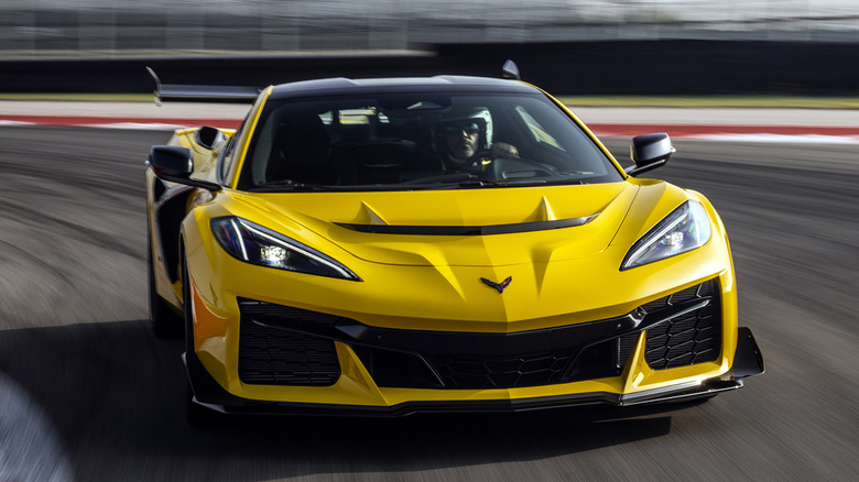 Chevrolet Corvette ZR1 yellow front 3/4