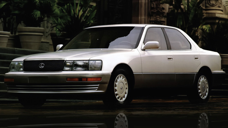 1989 Lexus LS400