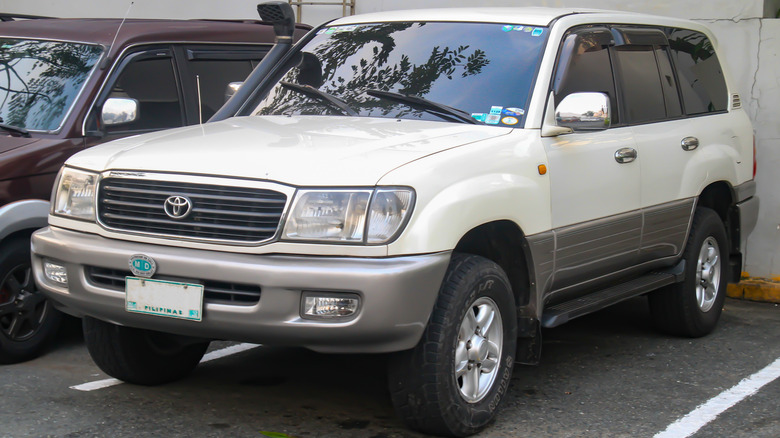 2001 Toyota Land Cruiser 100 4.2TD VX in White