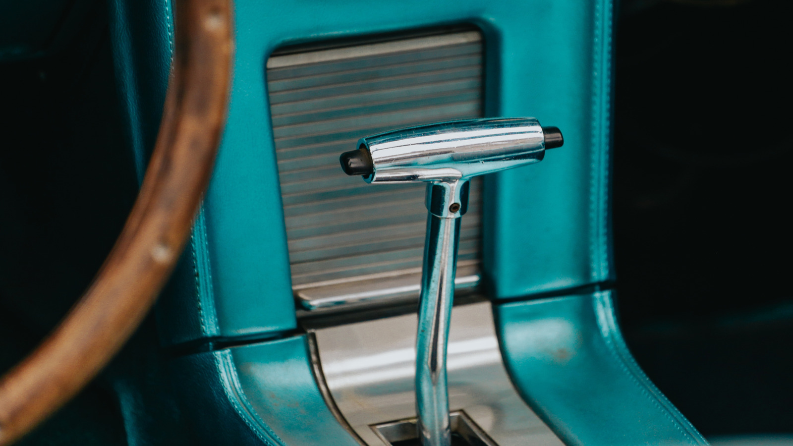 What's The Difference Between Ford's C4 And C6 Automatic Transmissions?