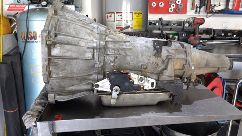 The 4L60E ready for teardown.