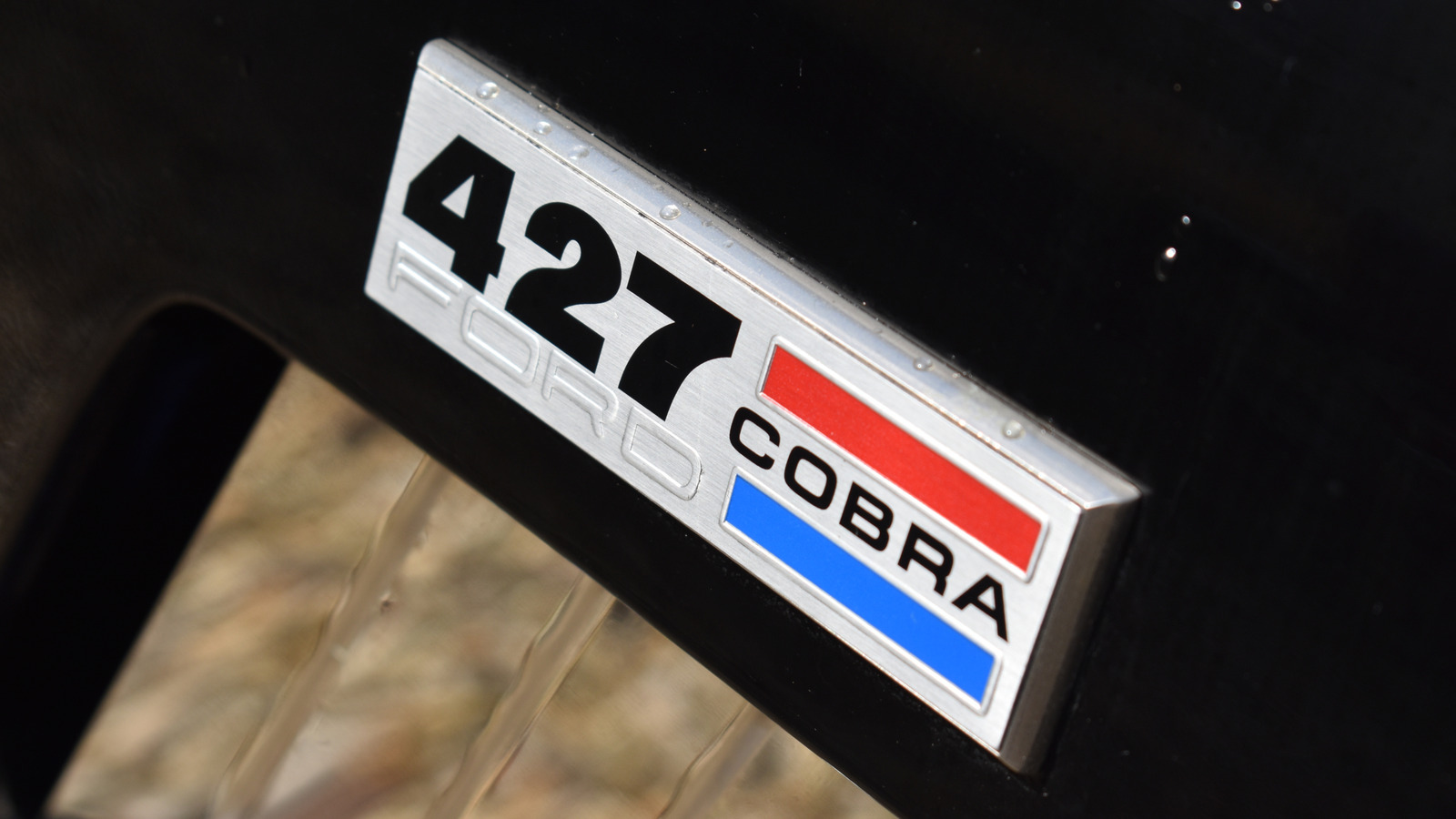 What's The Difference Between The Ford 427 And Ford 428 Engines?