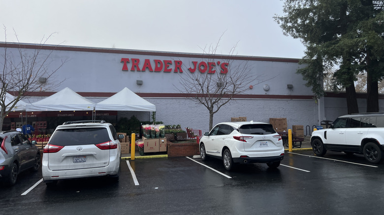 A trader joes parking lot
