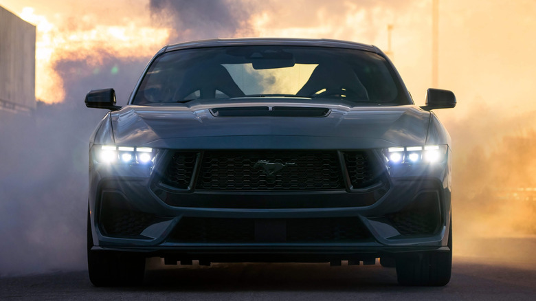 Ford Mustang coupe hard front