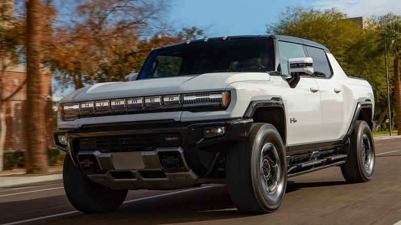 GMC Hummer front 3/4