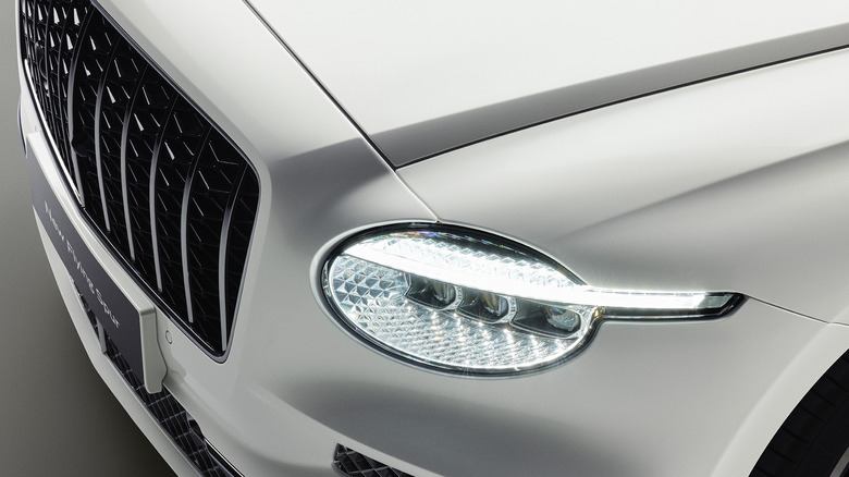 2027 Bentley Flying Spur headlight