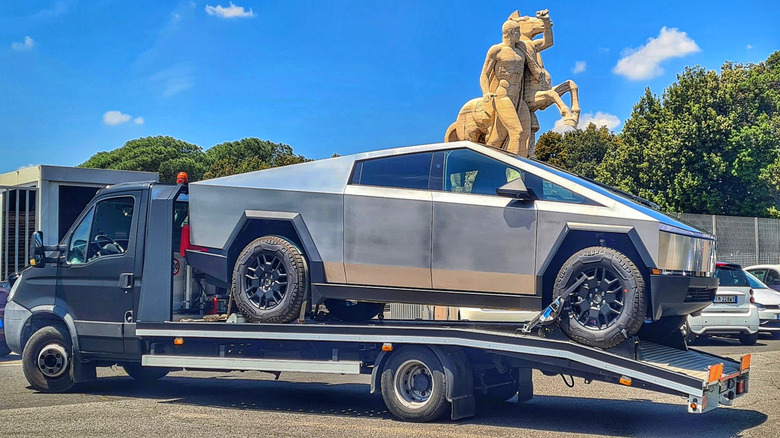 Tesla Cybertruck on a flatbed