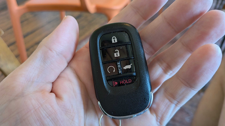 2026 Honda Pilot key fob showing remote start