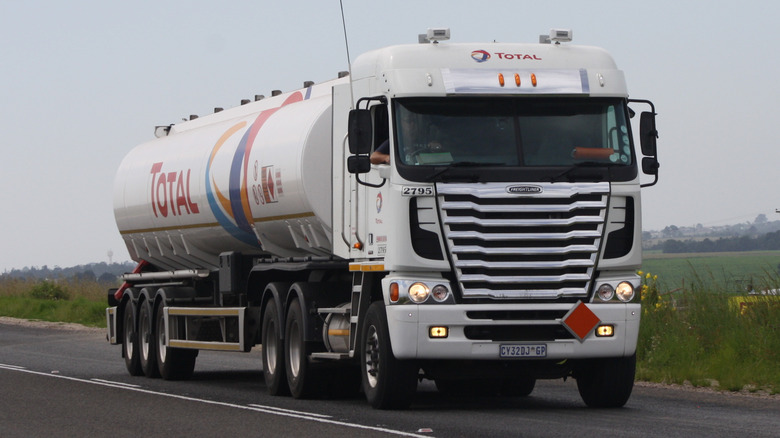 A Freightliner CSX 530 tanker in South Africa.