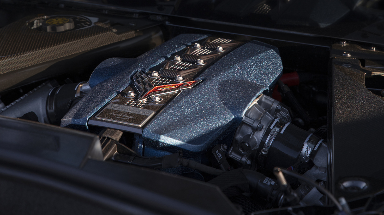 Why Chevy Switched To A Flat Plane Crank In The Corvette - Jalopnik image