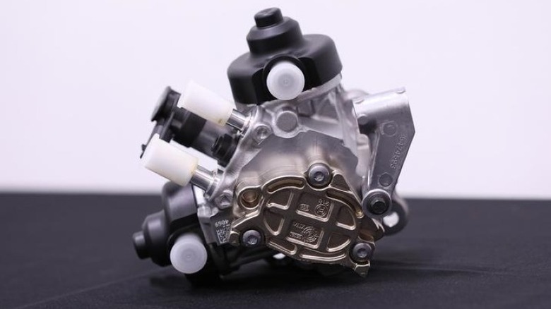 Close-up shot of the 2019-2020 Dodge Cummins 6.7L CP4 diesel injection pump