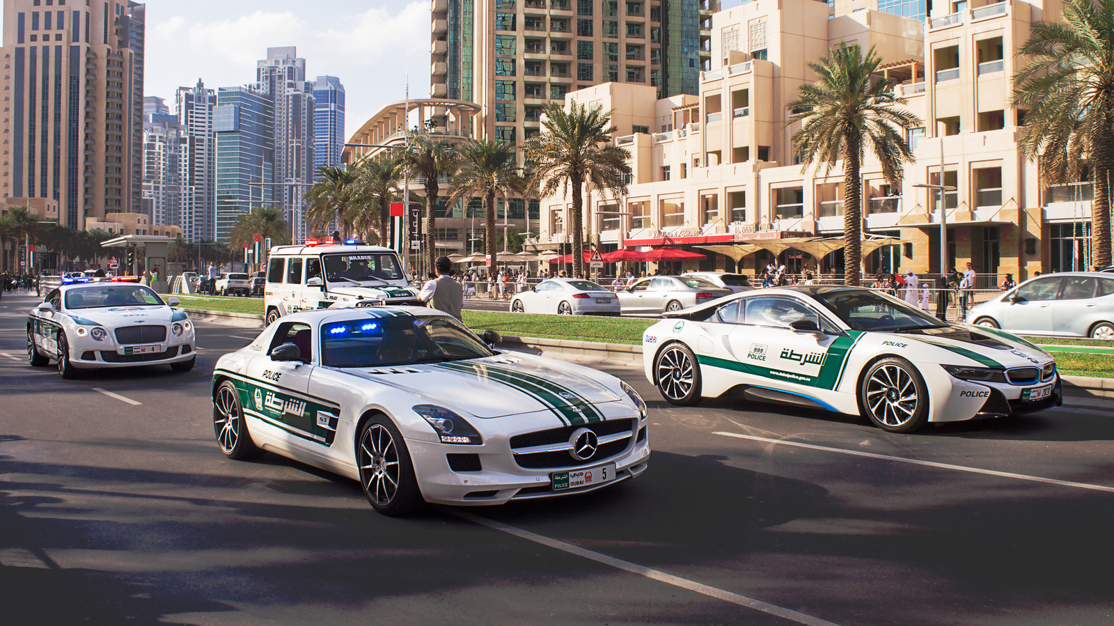Why Dubai Police Cars Are Ferraris, Lamborghinis, Bugattis, And Other Dream Exotics - Jalopnik