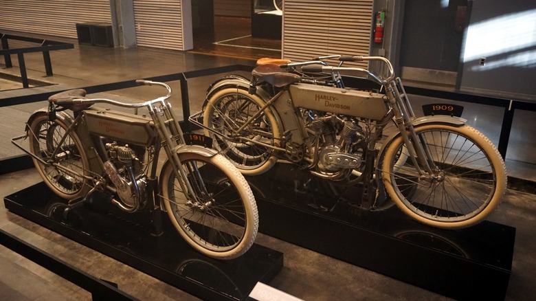 A 1911 Harley-Davidson Model 7-A and a 1909 Harley-Davidson Model 5-D at the Harley-Davidson Museum