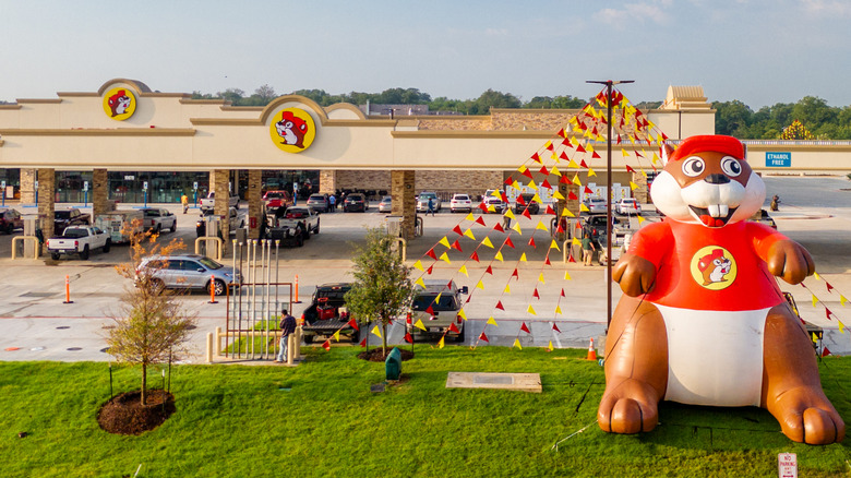 A Buc-ee's gas station