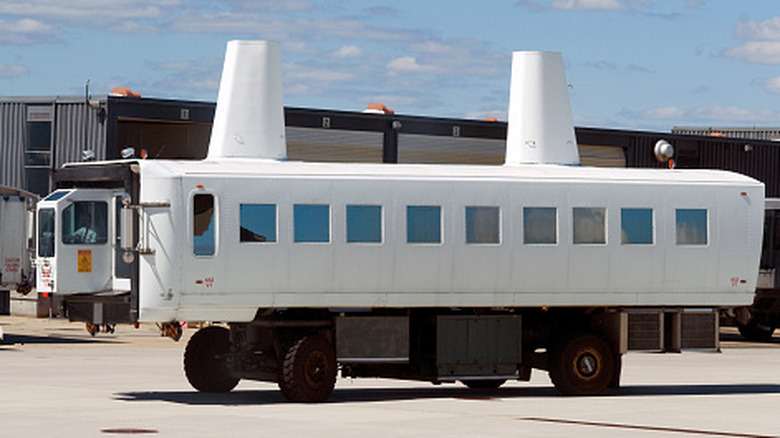 Profile shot of mobile lounge at IAD