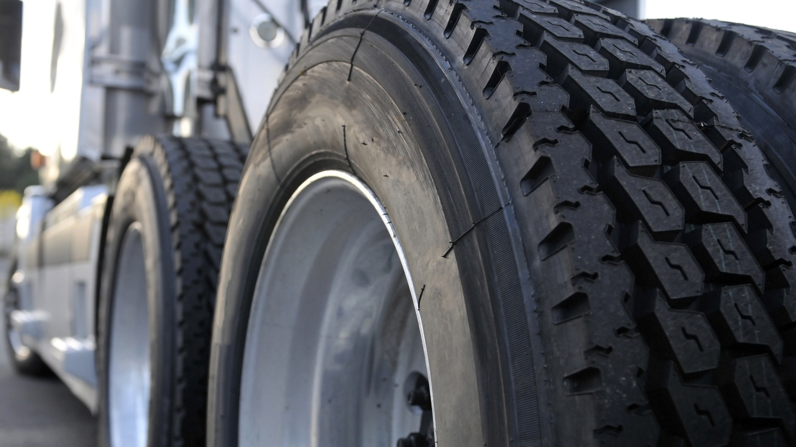 Why Semi Trucks Use Different Tires on Each Axle